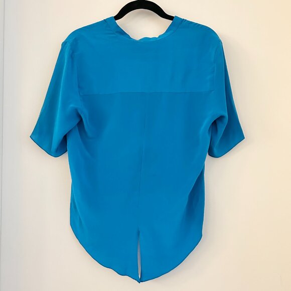 Jenni Kayne 100% Silk Hi-Lo Crossover V-Neck Short Sleeve Top in Blue Size M - Picture 6 of 6